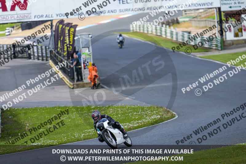 enduro digital images;event digital images;eventdigitalimages;mallory park;mallory park photographs;mallory park trackday;mallory park trackday photographs;no limits trackdays;peter wileman photography;racing digital images;trackday digital images;trackday photos